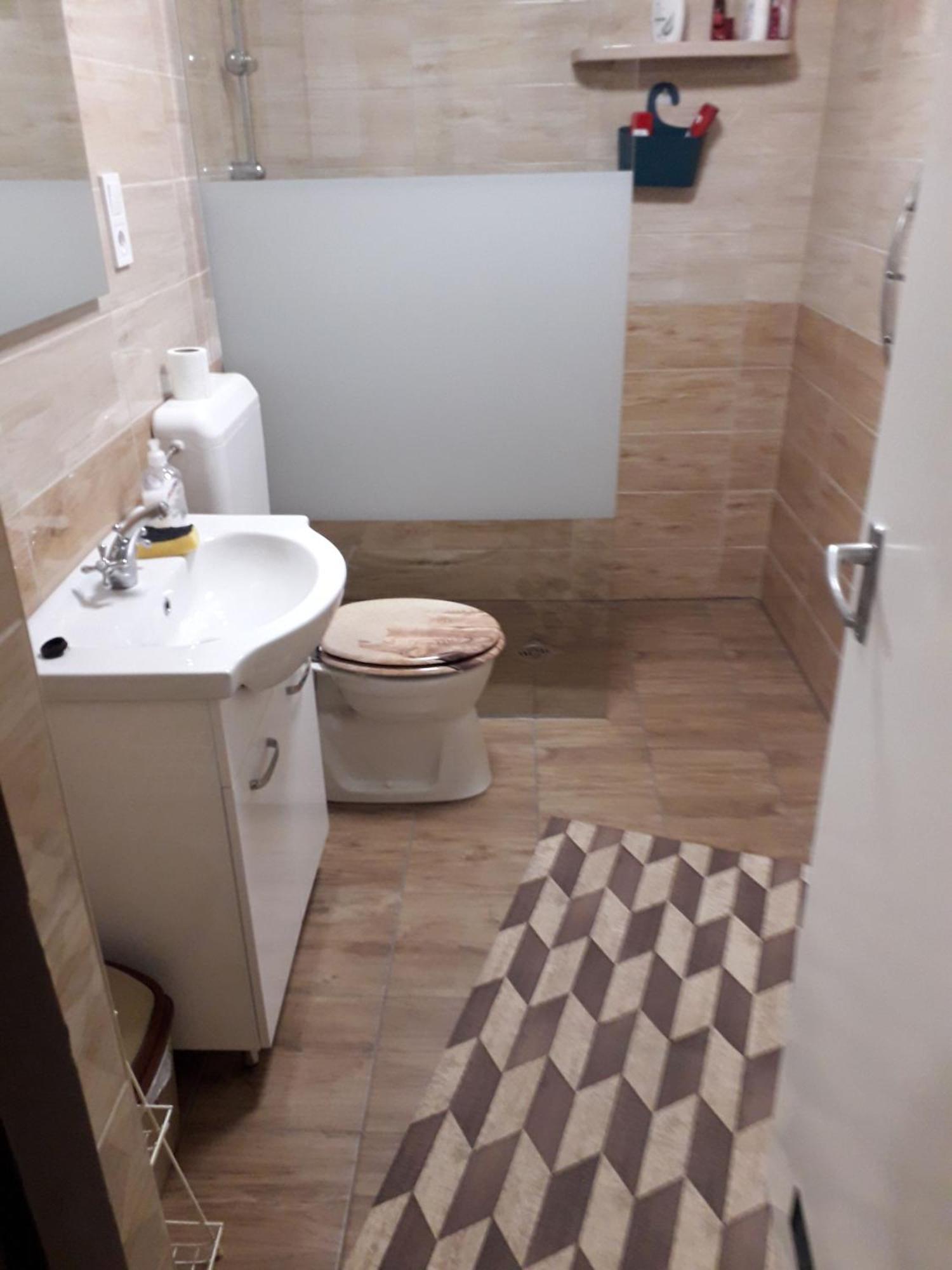 Kelemen Apartmanok Abádszalók エクステリア 写真