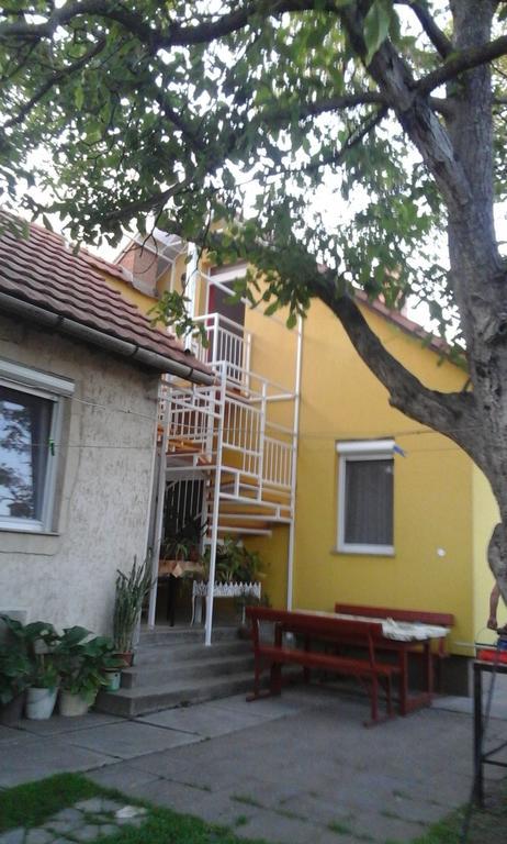 Kelemen Apartmanok Abádszalók エクステリア 写真